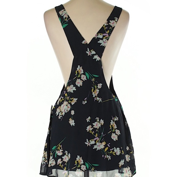 New dark blue floral dress. - Picture 2 of 6